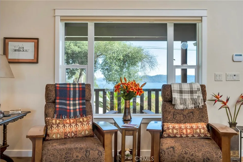 3012 Oak Crest Drive Clearlake, CA 95422