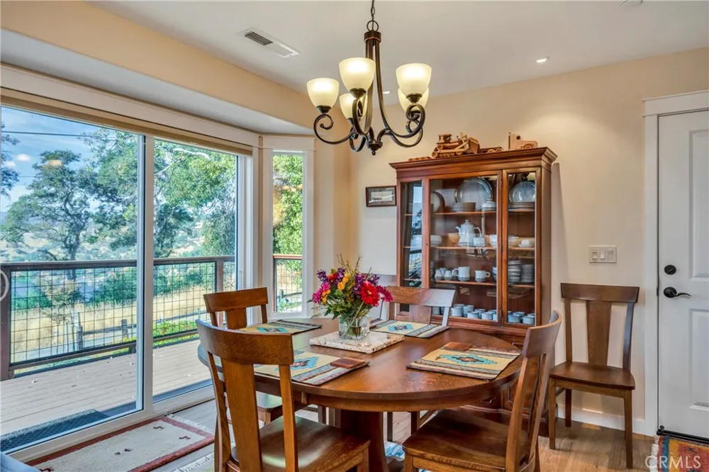 3012 Oak Crest Drive Clearlake, CA 95422