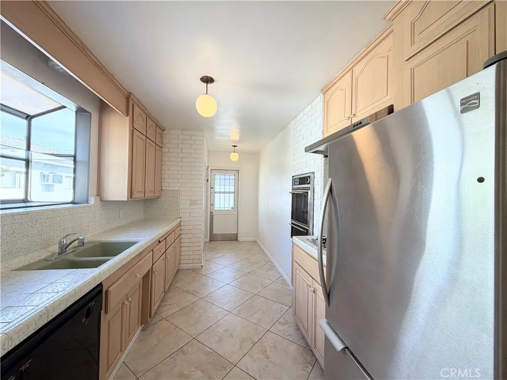 708 Violeta Alhambra, CA 91801