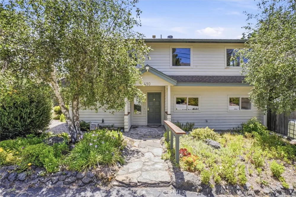 490 Warwick Street Cambria, CA 93428