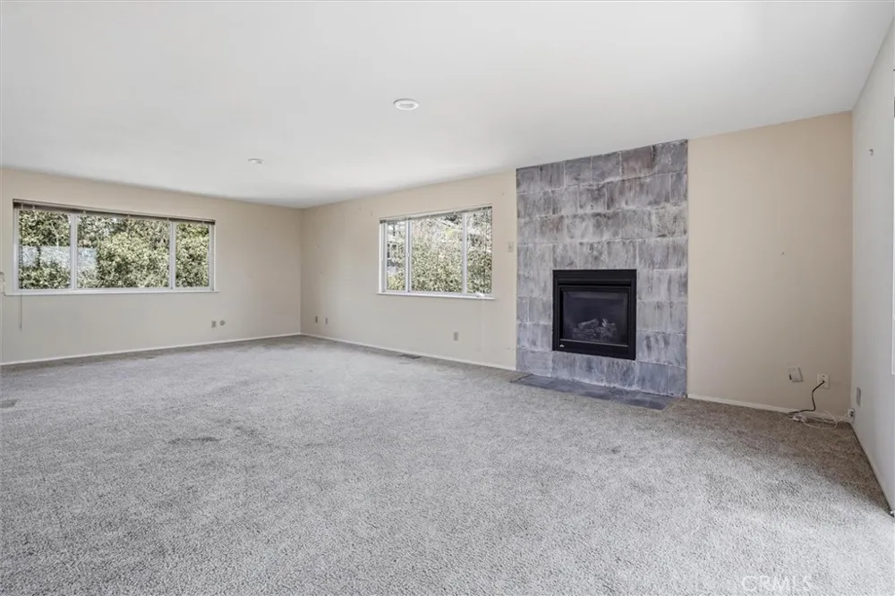 490 Warwick Street Cambria, CA 93428