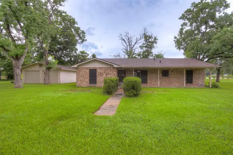 493 Lawrence Road
