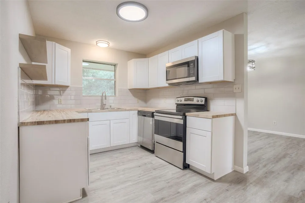 493 Lawrence Road Trinity, TX 75862