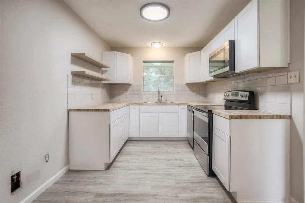 493 Lawrence Road Trinity, TX 75862