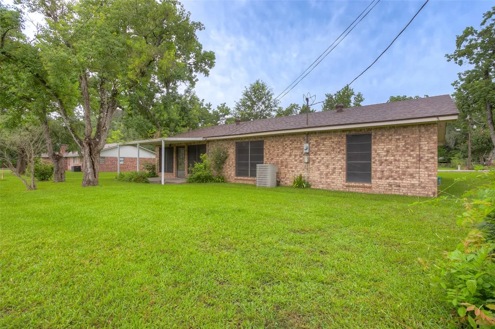 493 Lawrence Road Trinity, TX 75862