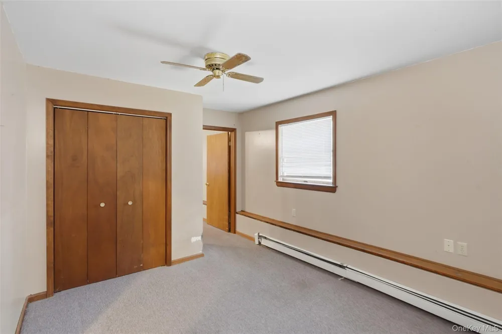 122 River Road Wallkill, NY 12589
