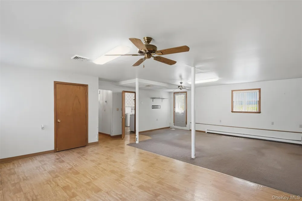 122 River Road Wallkill, NY 12589