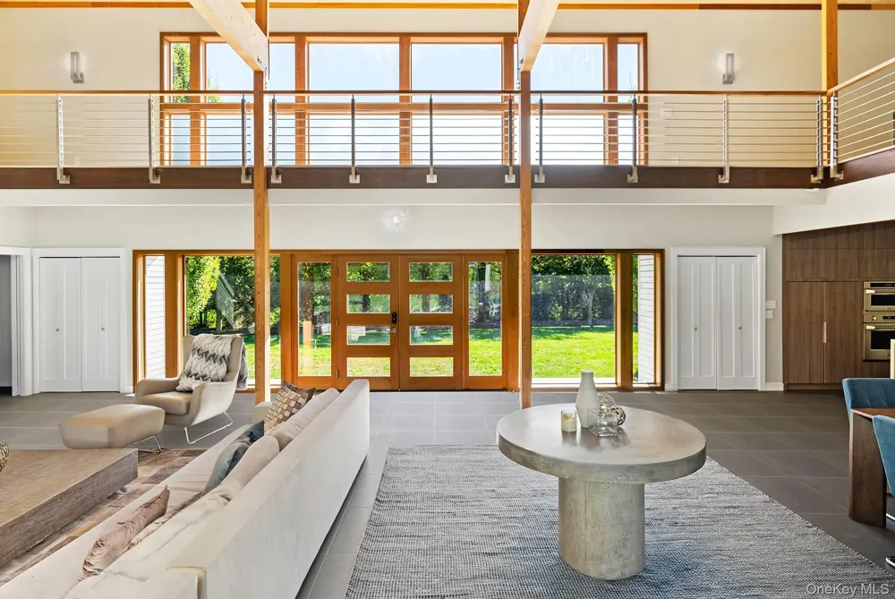 104 Osprey Way Water Mill, NY 11976