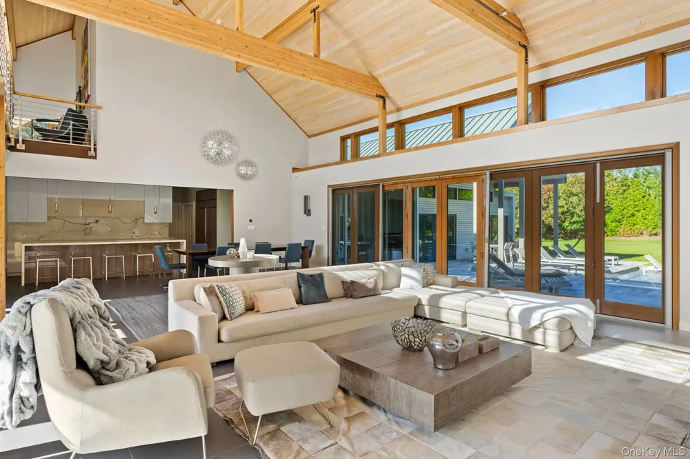 104 Osprey Way Water Mill, NY 11976