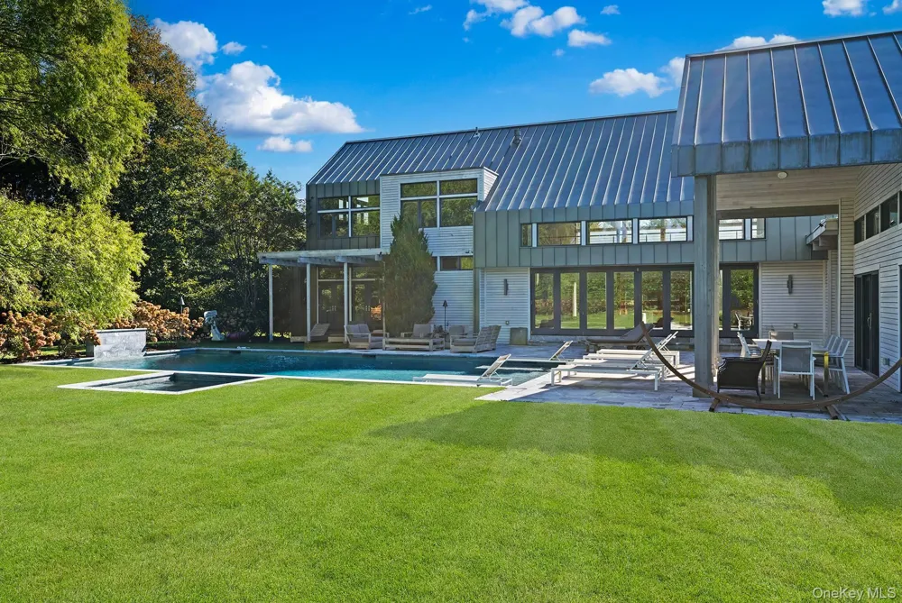 104 Osprey Way Water Mill, NY 11976