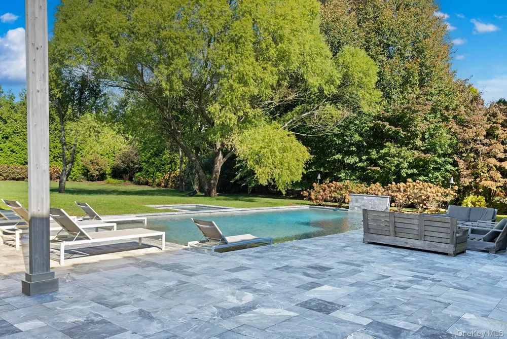104 Osprey Way Water Mill, NY 11976