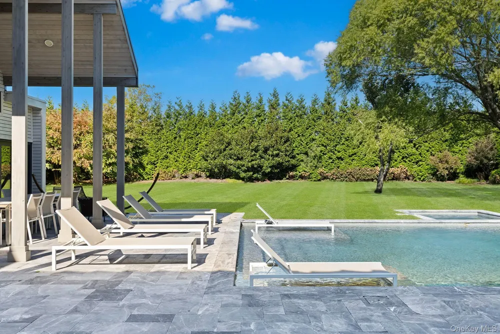 104 Osprey Way Water Mill, NY 11976