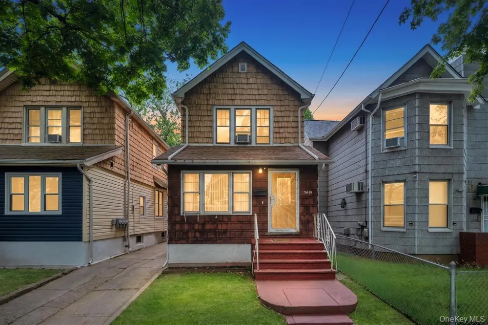 9419 96th Street Ozone Park, NY 11416