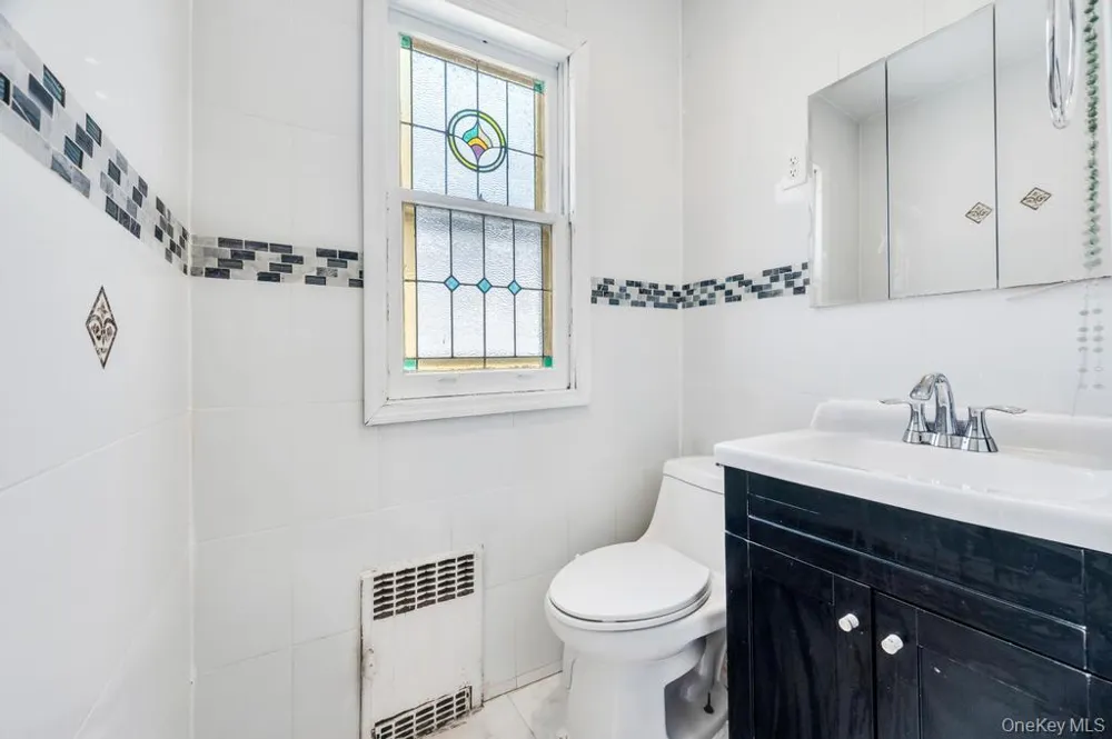 9419 96th Street Ozone Park, NY 11416