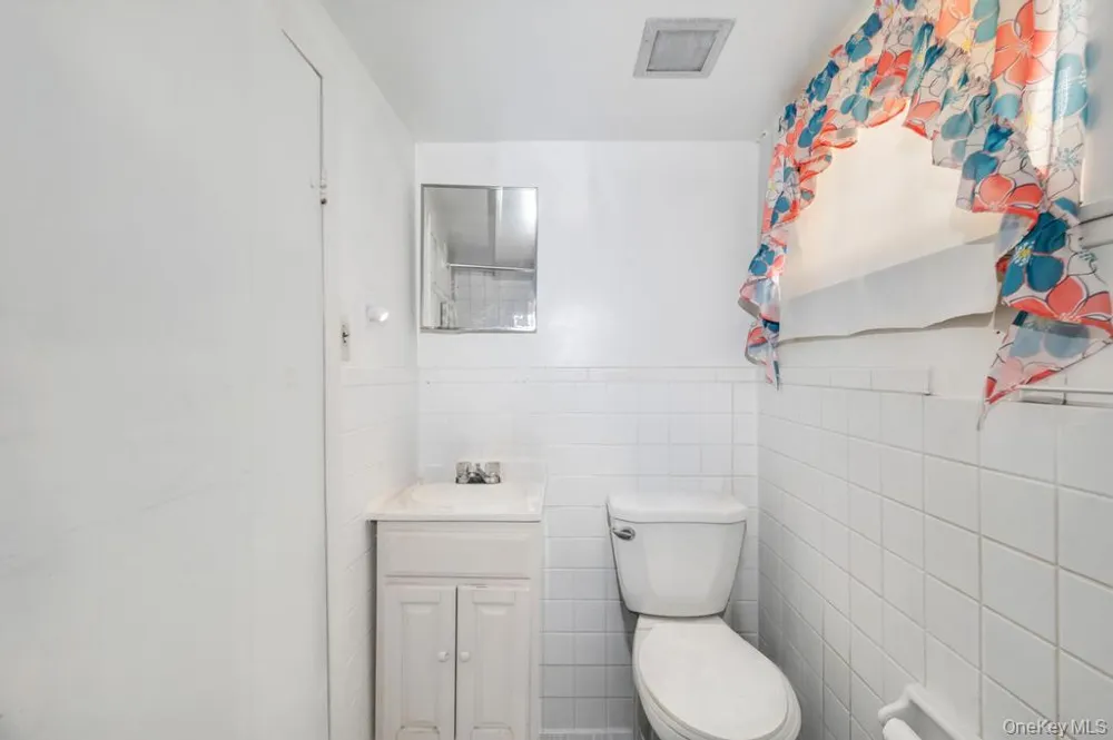 9419 96th Street Ozone Park, NY 11416