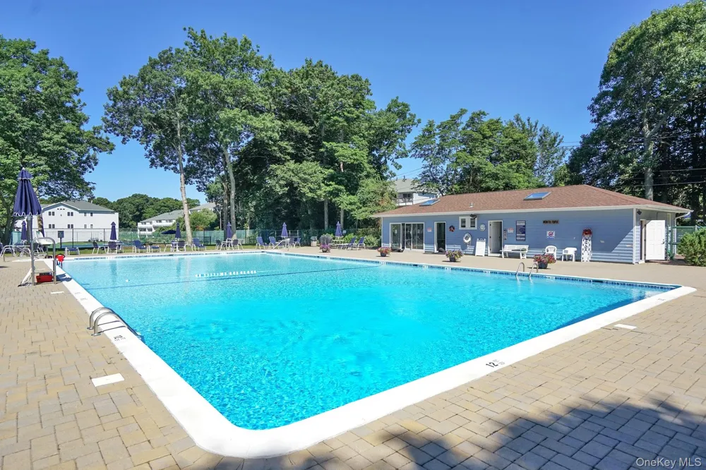 215 Fox Hill Drive Baiting Hollow, NY 11933