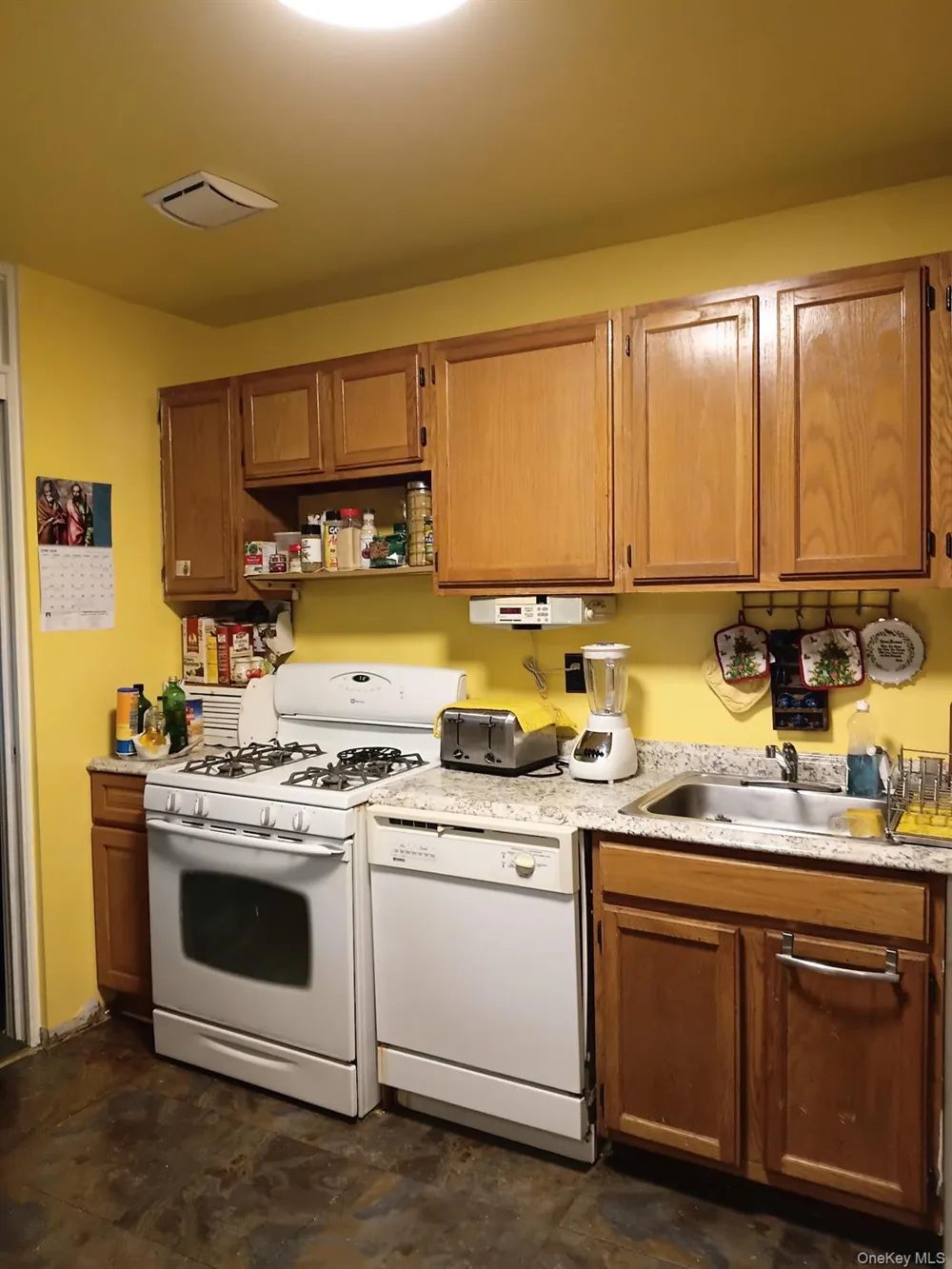51-09 99 STREET #12C Rego Park, NY 11368