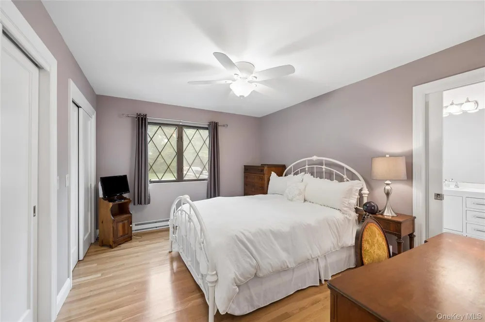 37 Fanning Avenue Hampton Bays, NY 11946