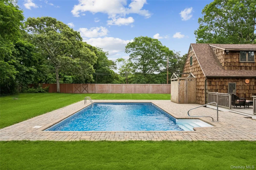 37 Fanning Avenue Hampton Bays, NY 11946