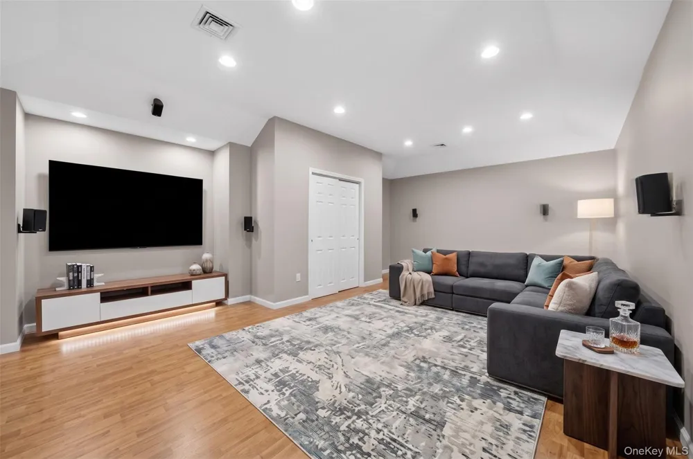 19 Grand View Terrace Chester, NY 10918
