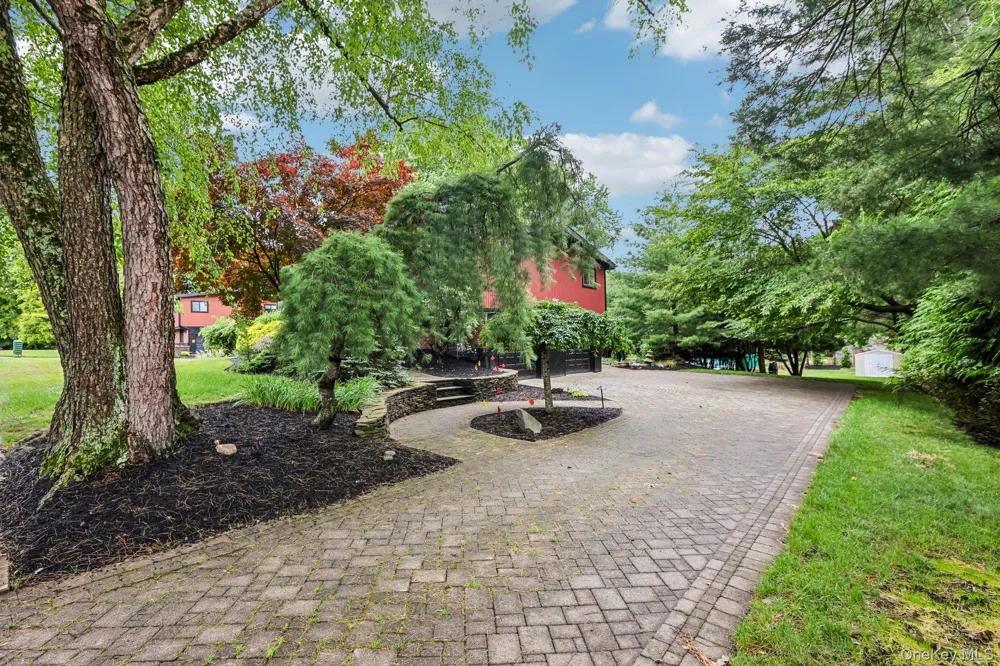 18 Pippen Place New City, NY 10956