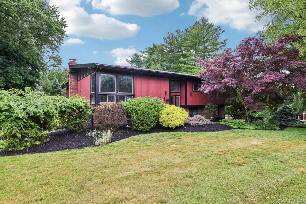 18 Pippen Place New City, NY 10956