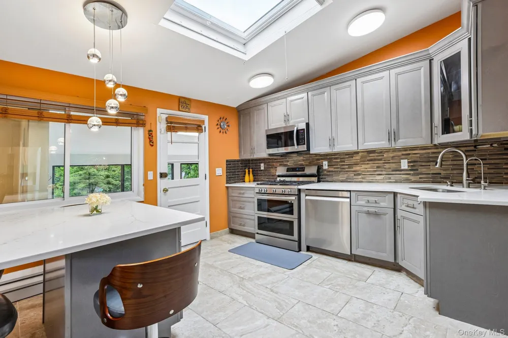 18 Pippen Place New City, NY 10956