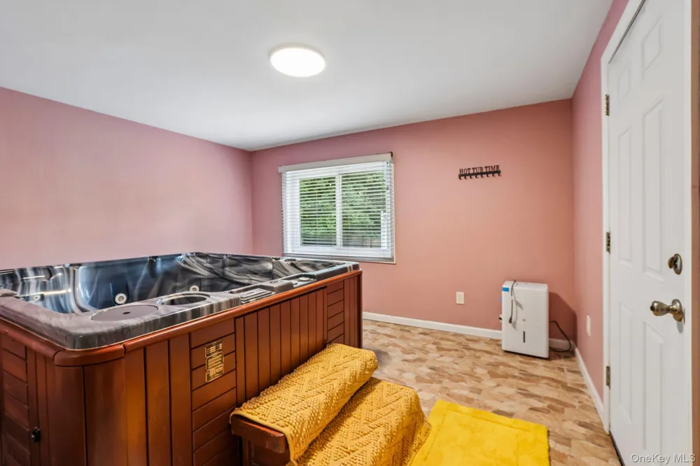 18 Pippen Place New City, NY 10956