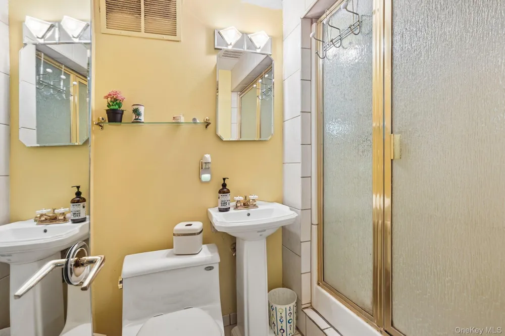 18 Pippen Place New City, NY 10956