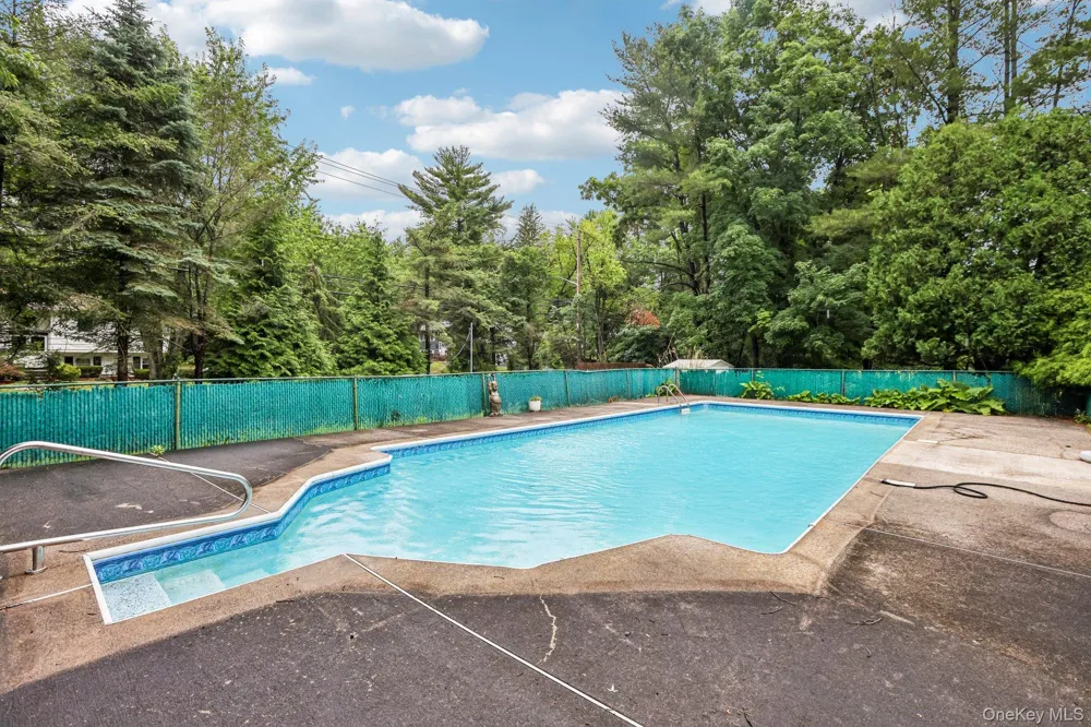 18 Pippen Place New City, NY 10956