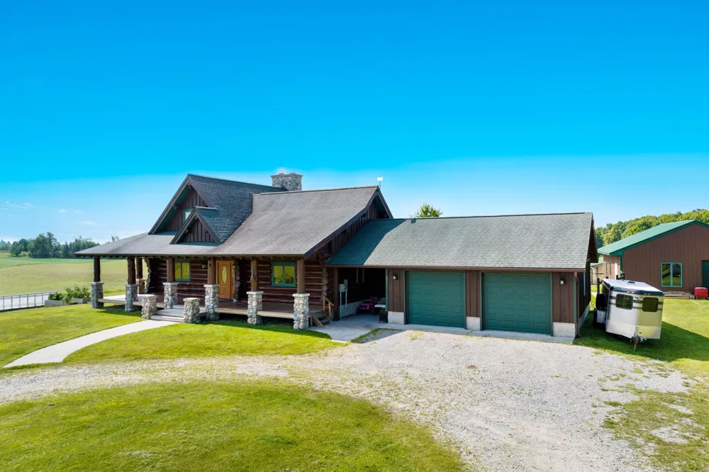 4311 Caro Lane Mayfield Township, MI 49649