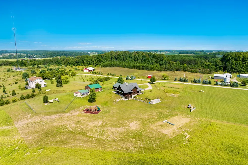 4311 Caro Lane Mayfield Township, MI 49649