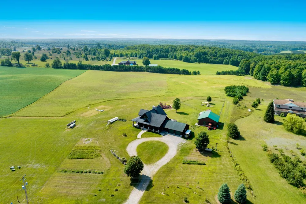 4311 Caro Lane Mayfield Township, MI 49649