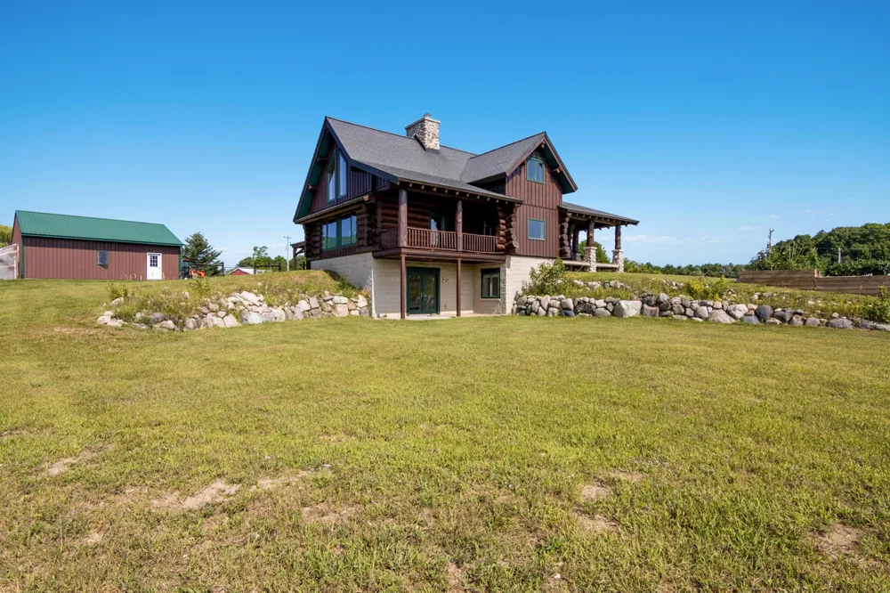 4311 Caro Lane Mayfield Township, MI 49649