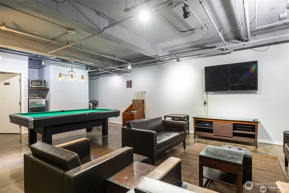 1400 Hubbell Place #PH110 Seattle, WA 98101