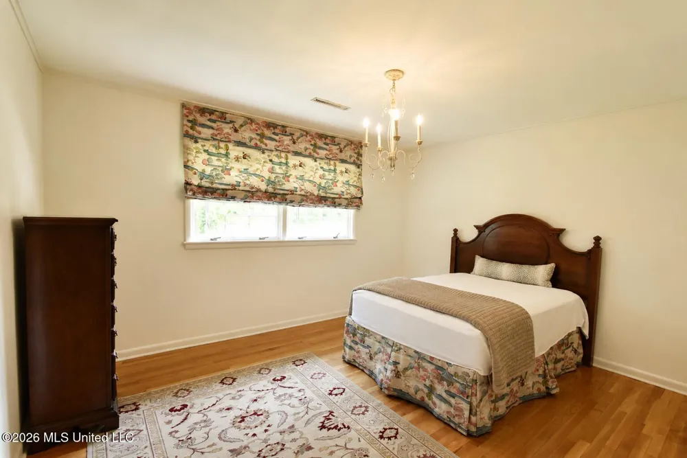 408 E Park Avenue Greenwood, MS 38930