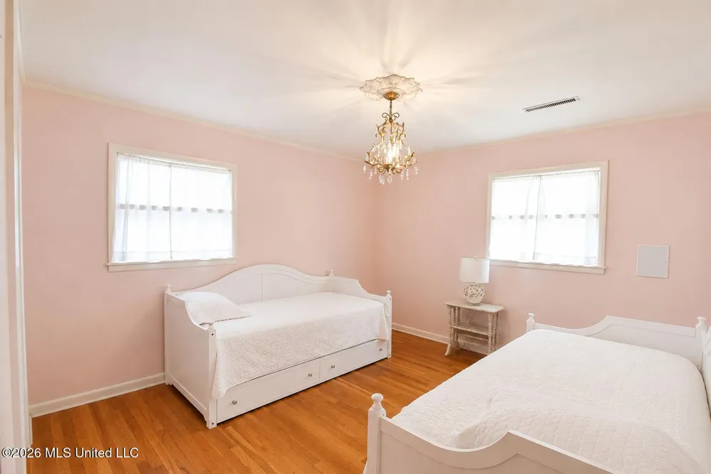408 E Park Avenue Greenwood, MS 38930