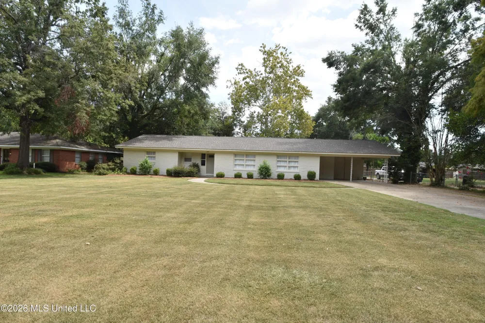 408 E Park Avenue Greenwood, MS 38930