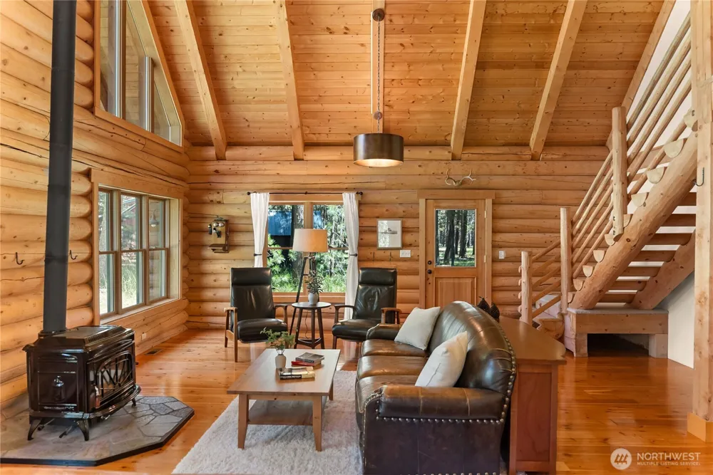 65 Mazama Pines Lane Mazama, WA 98833
