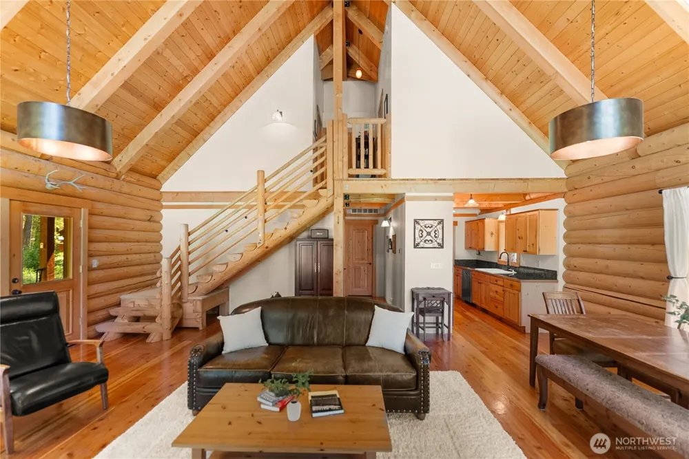 65 Mazama Pines Lane Mazama, WA 98833
