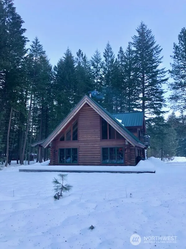 65 Mazama Pines Lane Mazama, WA 98833