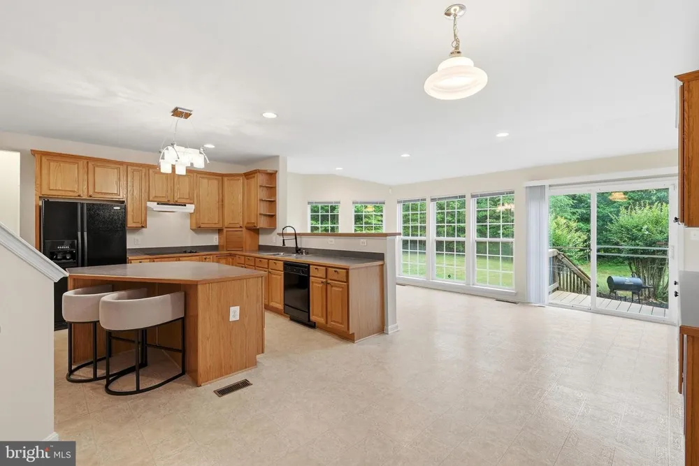 3215 DUNBRATTON COURT Waldorf, MD 20601