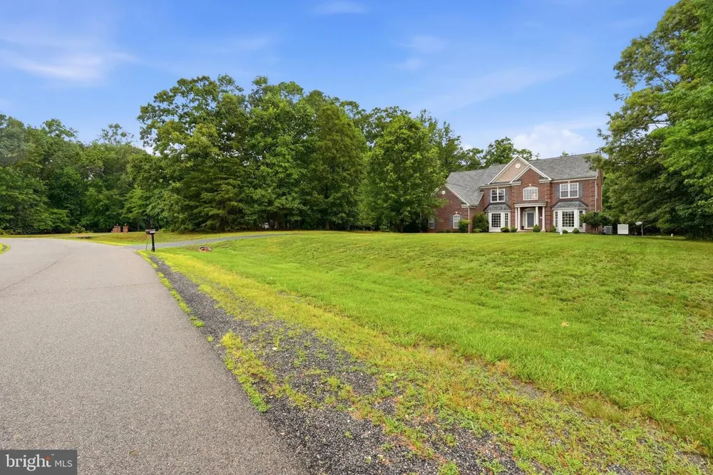 3215 DUNBRATTON COURT Waldorf, MD 20601