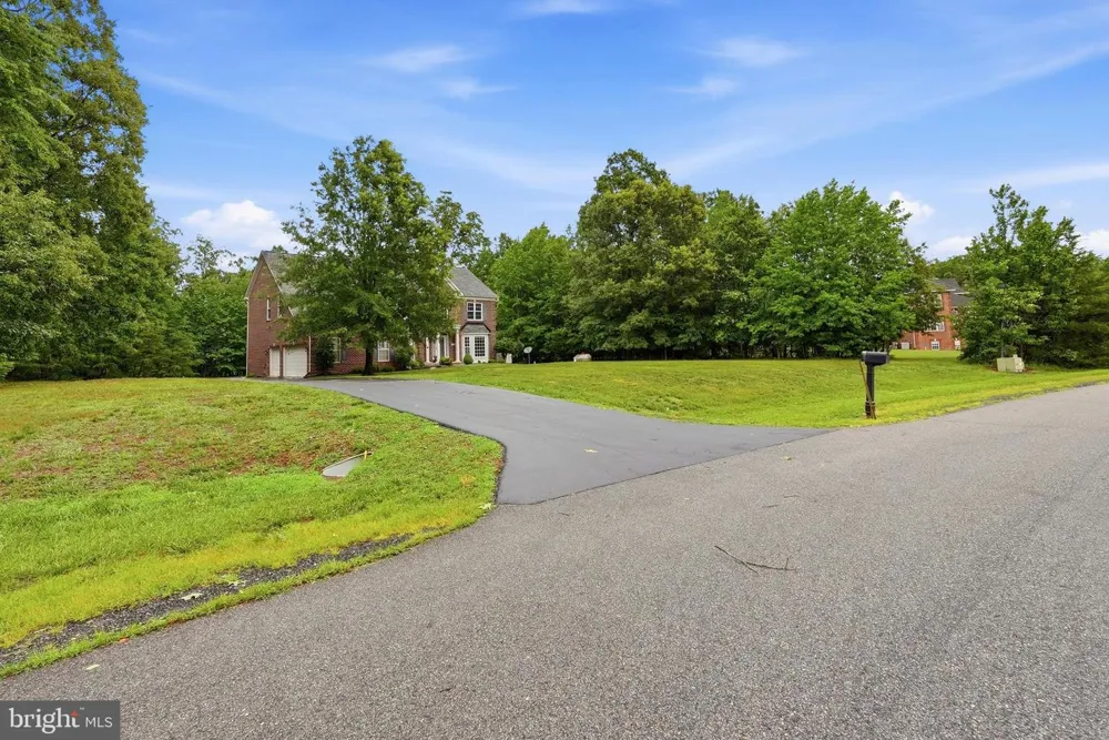 3215 DUNBRATTON COURT Waldorf, MD 20601