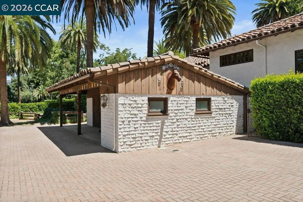 1924 Alameda Diablo Diablo, CA 94528