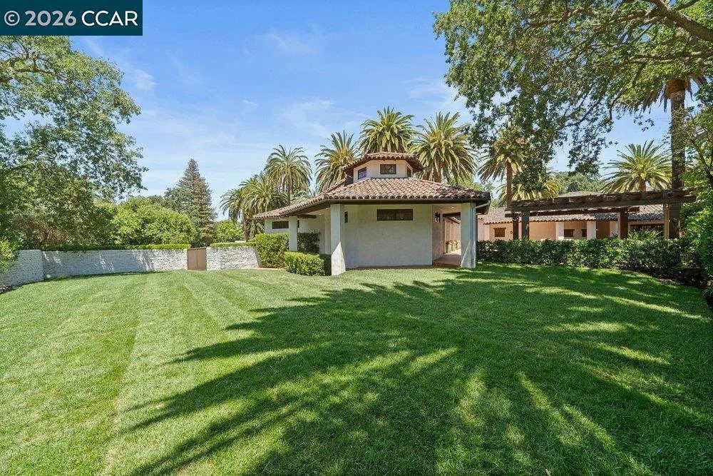 1924 Alameda Diablo Diablo, CA 94528