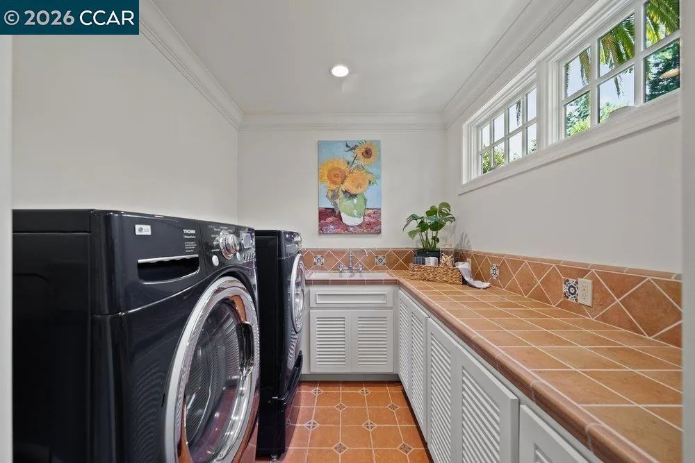 1924 Alameda Diablo Diablo, CA 94528