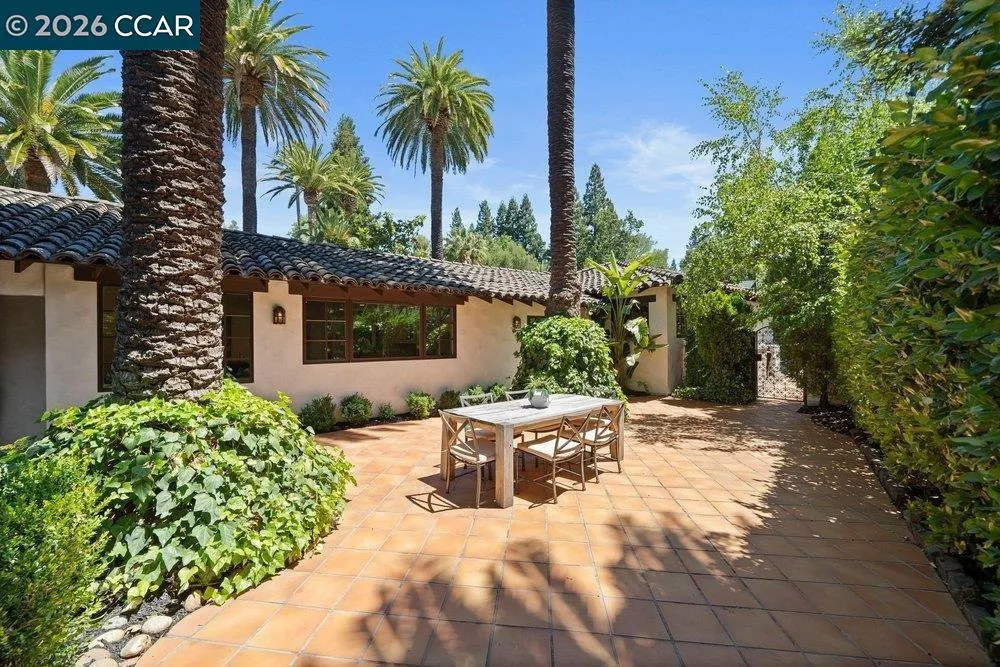 1924 Alameda Diablo Diablo, CA 94528