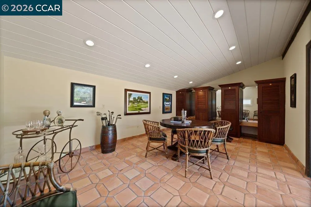1924 Alameda Diablo Diablo, CA 94528