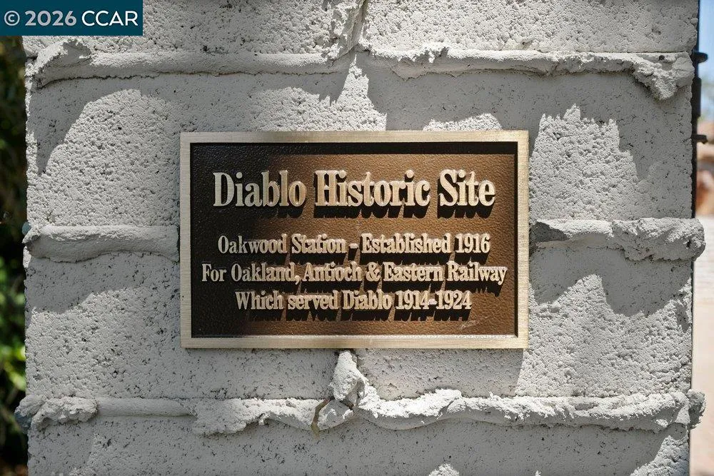 1924 Alameda Diablo Diablo, CA 94528